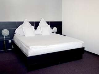 Отель Prince Hotel Меркуря-Чук Двухместный номер с 1 кроватью-1